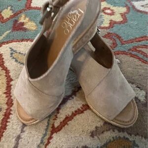 Stylish Beige Wedge Sandals